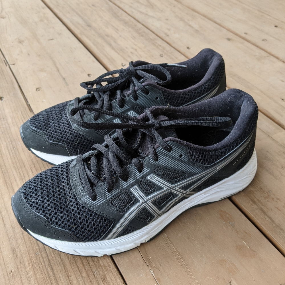 Black Asics Gel Running Shoes